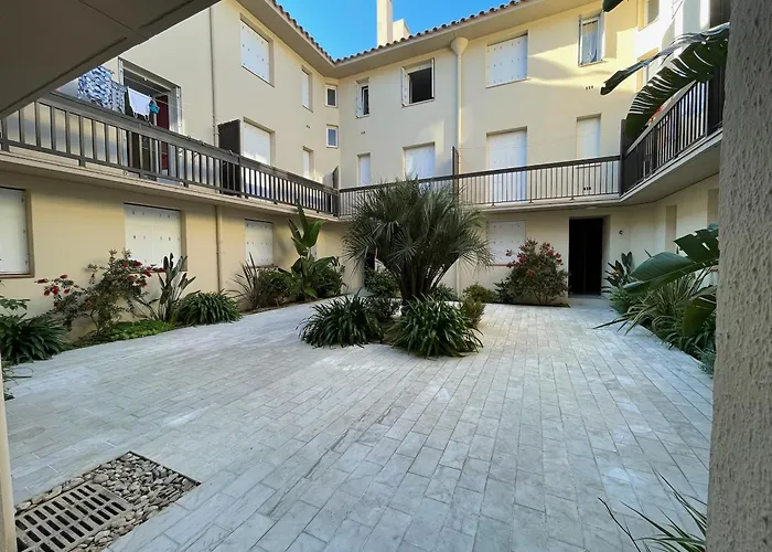 2 Pers A 100m De La - Fr-1-837-68 *